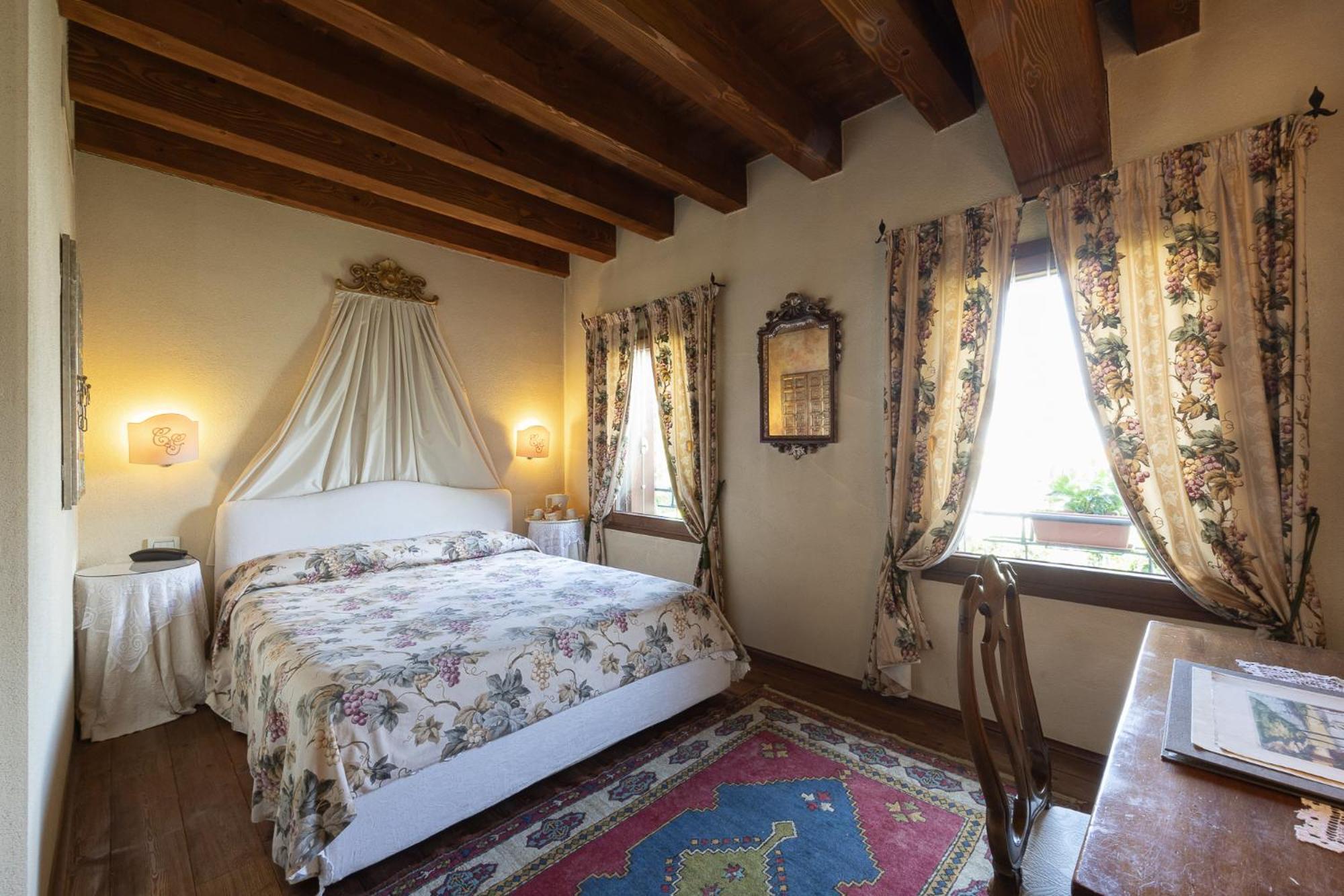 Locanda La Corte Dei Galli Carre Экстерьер фото
